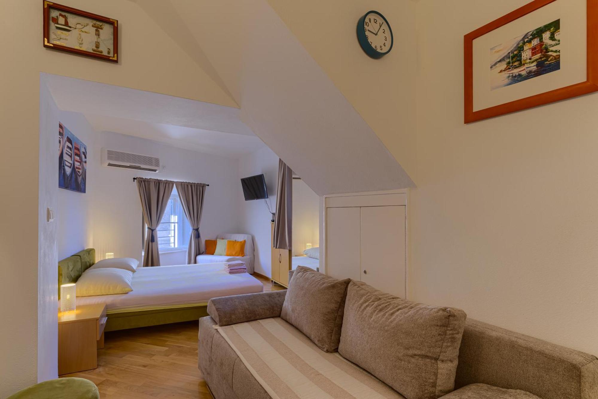Guest House City Center 科尔丘拉 外观 照片